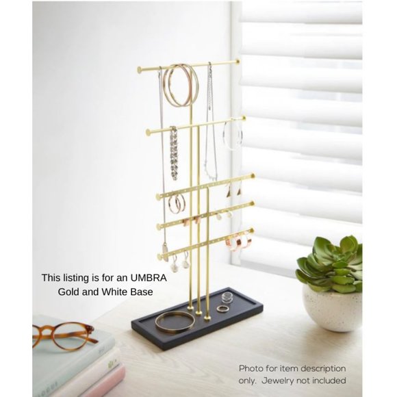 Umbra Trigem Jewelry Stand GOLD tier with WHITE base - Picture 3 of 8